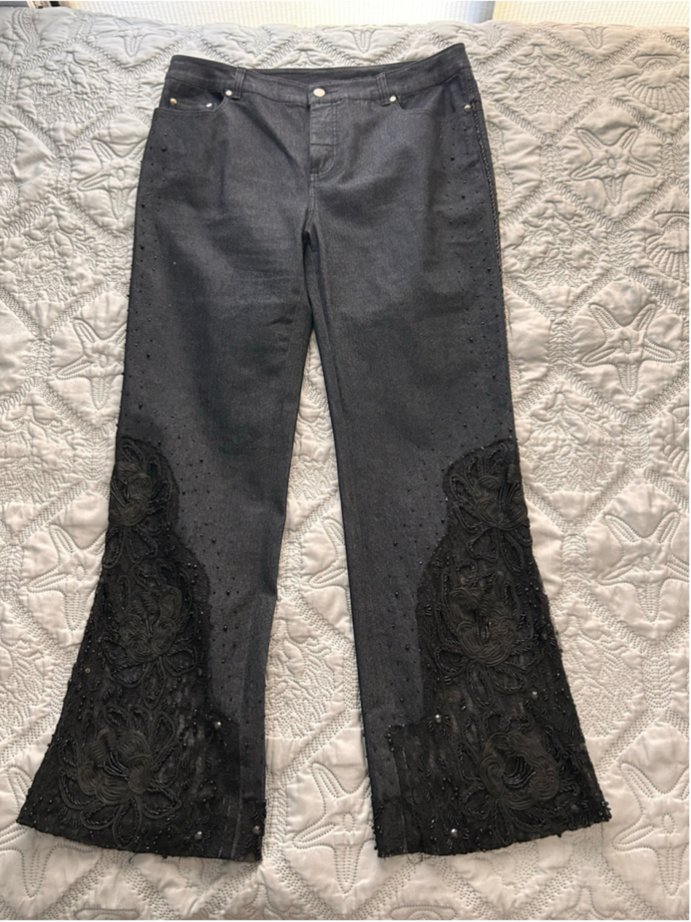 Simon Chang Embellished Flared Jeans Size 12 Dark Gray Floral Beaded